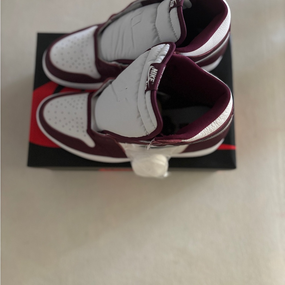 JORDAN 1 OG BORDEAUX HIGH - Picture 3 of 6